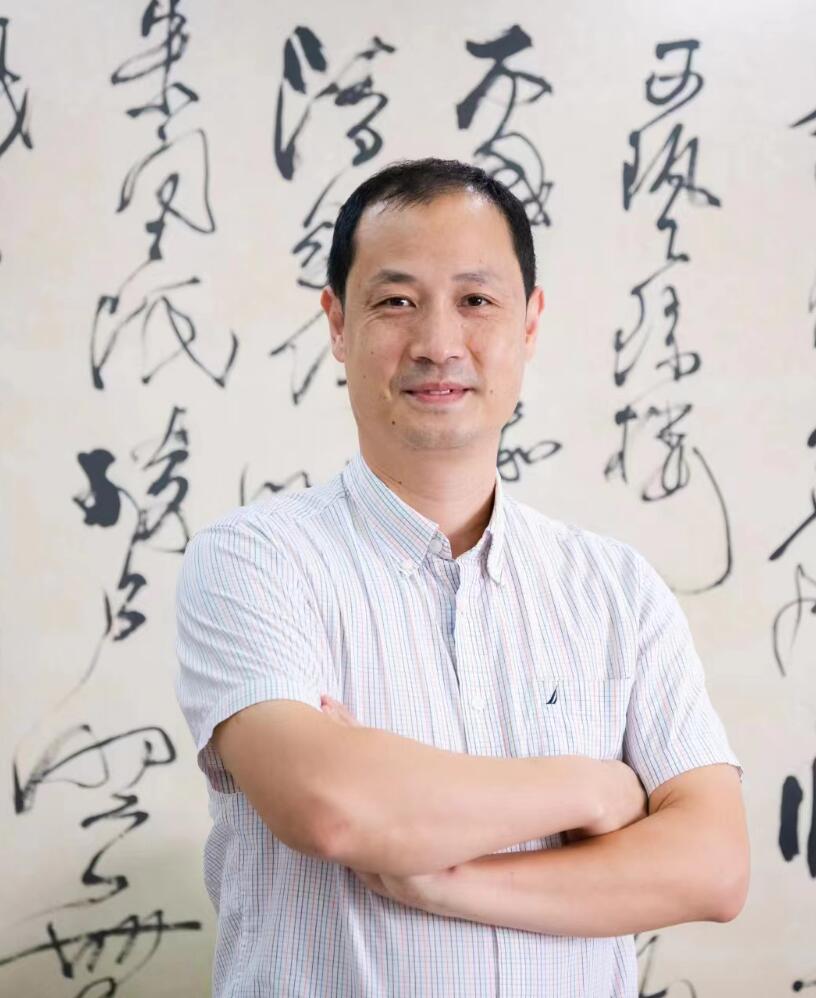 罗 舰